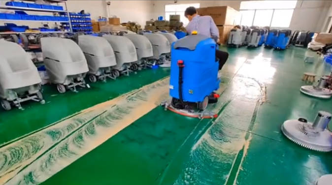 吉安2023年还在用人工的物业保洁不妨试试洗地机吧